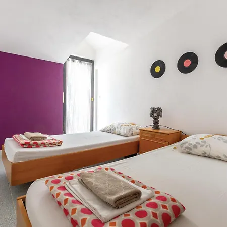 Ferienhaus Beautiful In Sevid