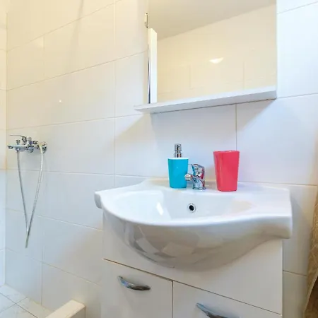 Holiday home Awesome In Sevid With House Sea View