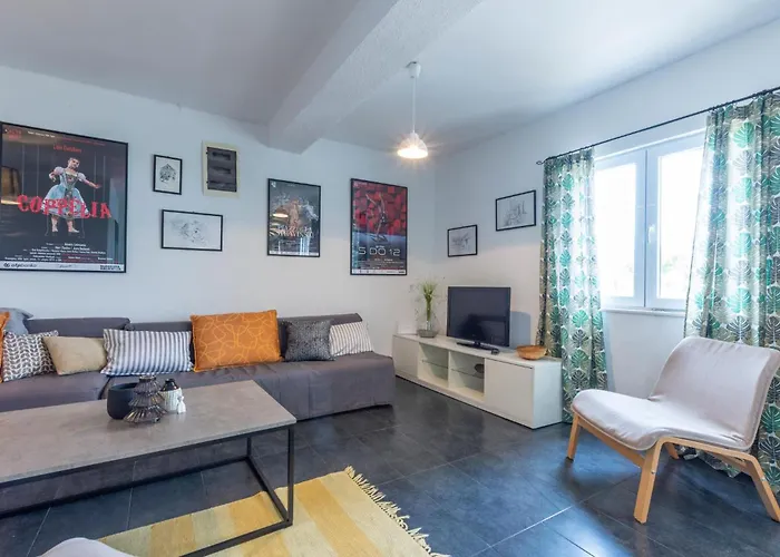 Tatil Evi Beautiful In Sevid