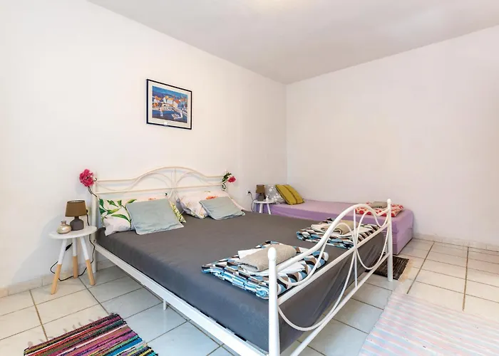 Tatil Evi Beautiful In Sevid